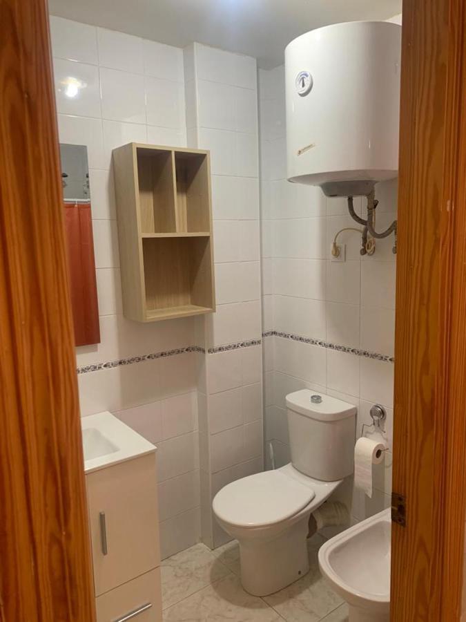 Alquilo Hermoso Apartamento En La Paradisiaca Oropesa Del Mar, 2Habitaciones, 1 Bano, Cocina, Salon, Aire Acondicionado Y Balcon A 400 Metros De La Playa Morro De Gos, Muy Cerca De Supermercados, Comercios Y Bares Zewnętrze zdjęcie