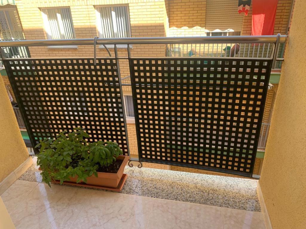 Alquilo Hermoso Apartamento En La Paradisiaca Oropesa Del Mar, 2Habitaciones, 1 Bano, Cocina, Salon, Aire Acondicionado Y Balcon A 400 Metros De La Playa Morro De Gos, Muy Cerca De Supermercados, Comercios Y Bares Zewnętrze zdjęcie